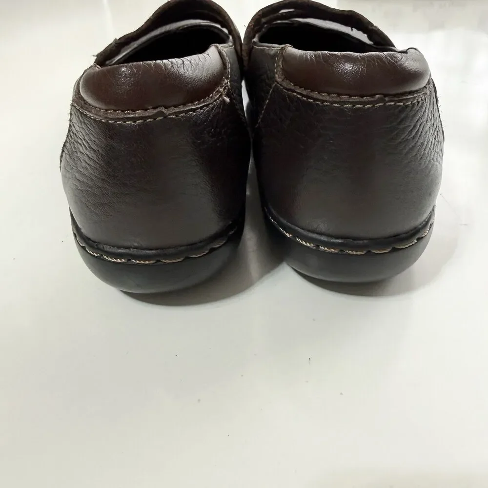 Clarks Collection Womens Brown Leather Comfort Flats Shoes 9.5